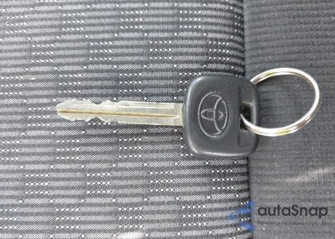 2015 Toyota Yaris L from USA, damaged, VIN VNKJTUD32FA022079